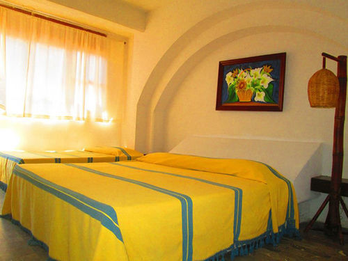 Hotel Corona Zihua Сиуатанехо Экстерьер фото